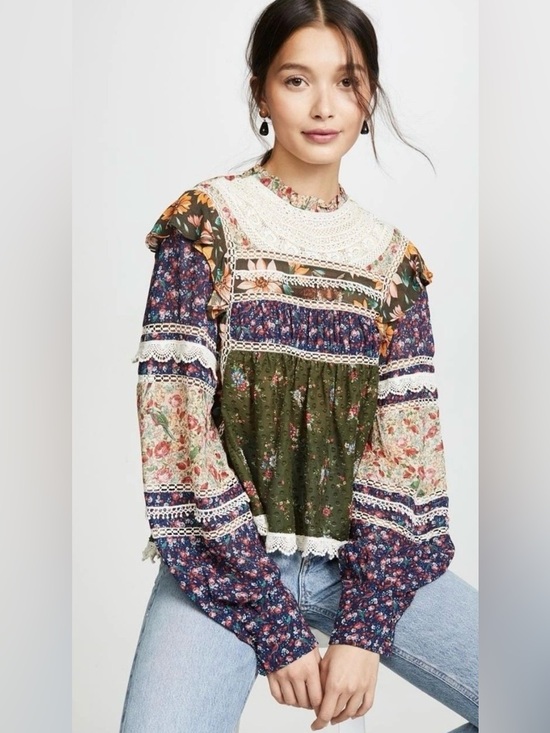 FARM Rio Tops - NEW Farm Rio Lace-Bib Floral Ruffle Blouse, Size M